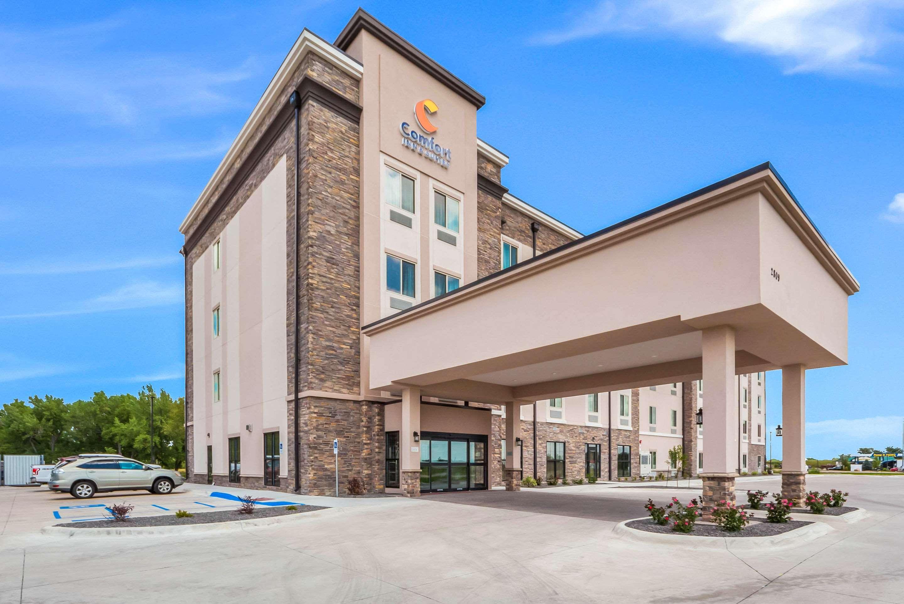 Comfort Inn & Suites North Platte I-80 Exterior photo