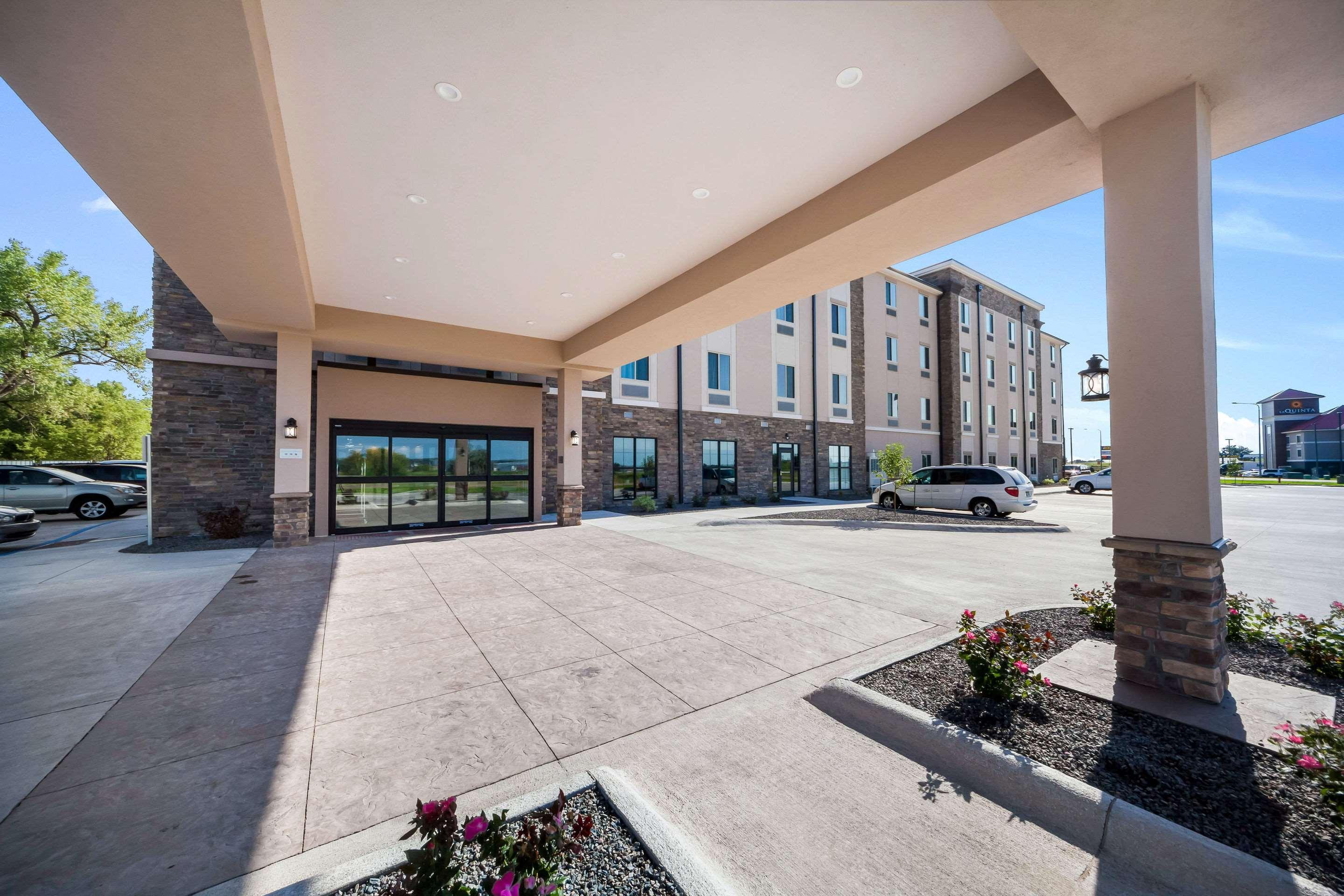 Comfort Inn & Suites North Platte I-80 Exterior photo
